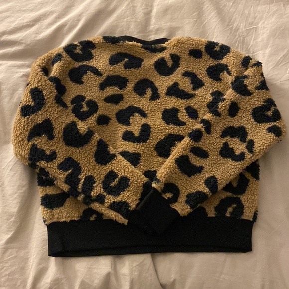 NWT DKNY leopard print teddy crew - Picture 6 of 7